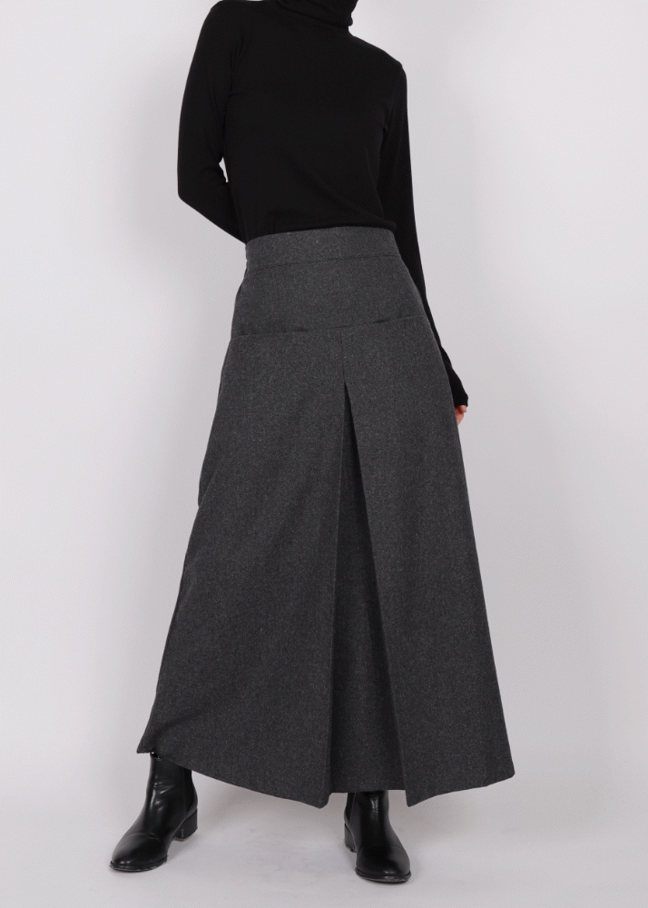 long pintucked modern skirt